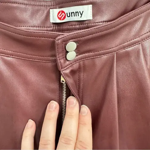 Sunny Maroon Pleather Faux Leather Shorts Casual Summer Festival Moto Vegan Purple Size 27