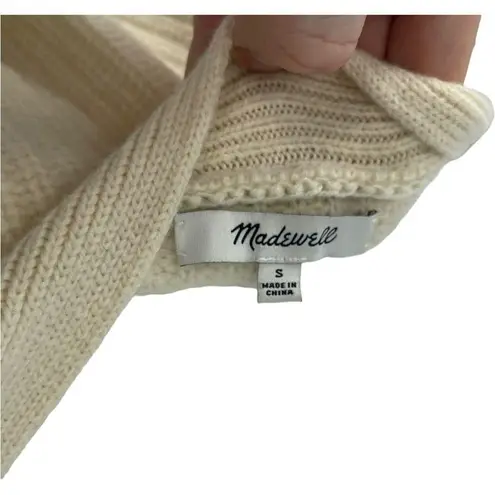 Madewell  Women Boatneck Button-Shoulder Knit Merino Wool Crop Sweater Cream