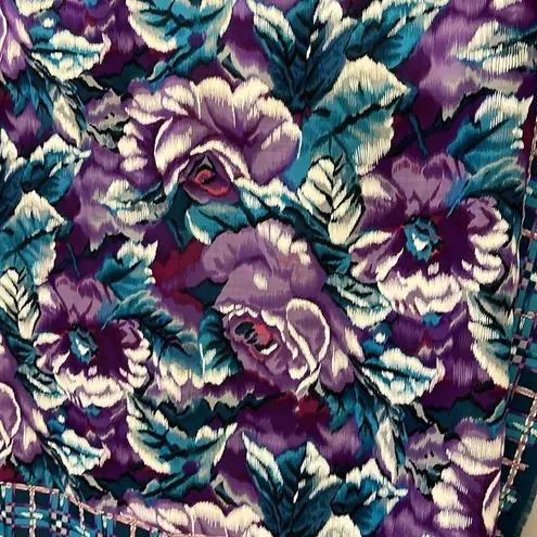 Oscar de la Renta  Beautiful Teal, Purple Square Wool Floral Fashion Scarf