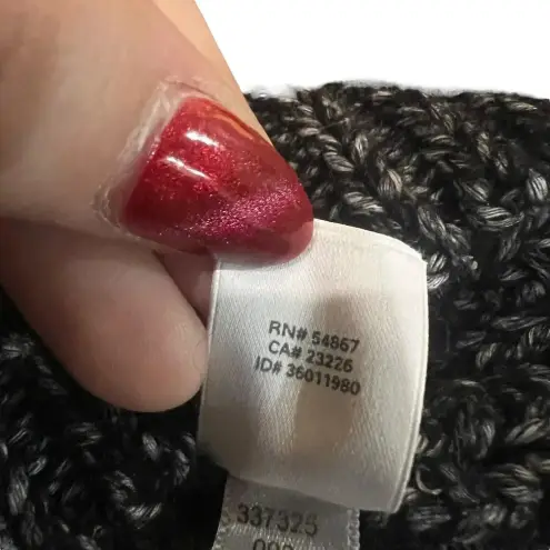 Victoria's Secret  Gray Wool Blend Short Sleeve Knit‎ Pullover Sweater - Medium