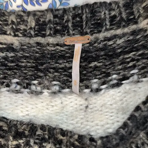 Free People Adorable  Cropped Fair Isle Sweater!