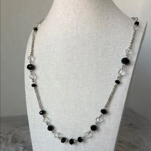 Sophisticated Silver and Black Beaded Necklace