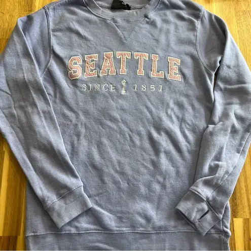 Seattle Embroidered Lavender Crewneck Sweatshirt β Size L Purple Size L