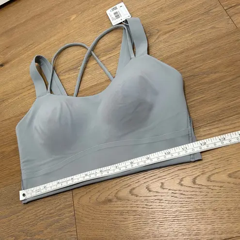 Lululemon Like a Cloud size 4 bra