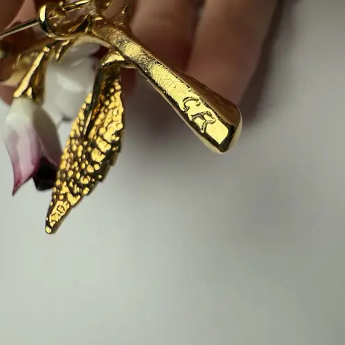 Pink & White Porcelain Rose Bud Flower Stem Brooch Pin Gold Tone Signed CR