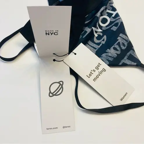 Peloton X Terez Stronger Fearless Sports Bra Unlined Pullover Size XS Black NEW