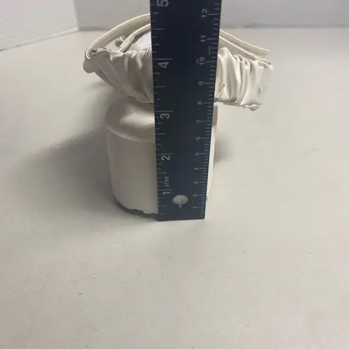 SHOEDAZZLE Taneisa Women’s Rusched Strap Wedge Sandal Size 7 White New With Defe