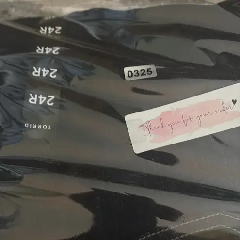 Torrid  sky high‎ skinny jeans Plus Size 24 New With Tag! High waist 0325