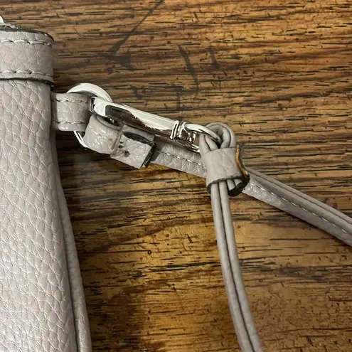 Nine West  Wristlet