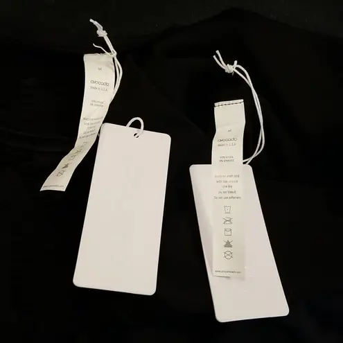 Avocado ๐๐ Serenity Shred Long Sleeve Top + Leggings Set Black Medium M NWT