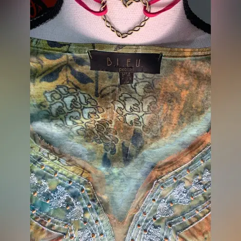 B.L.E.U. Petites Colorful Boho Top Size undefined