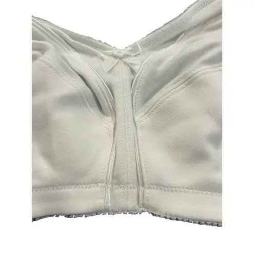 Fruit of the Loom  Women's T-Shirt Bra 38D White Wireless Soft Cup