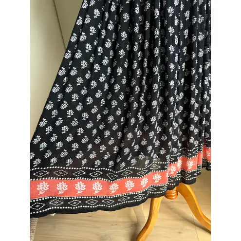 VTG 90s Rayon Printed Midi Skirt Size OSFM Ethnic Print Boho Hippie Indie Vibes Black Size M