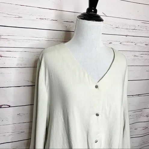 Urban Romantics Lightweight Linen Button Front Twist Top Off White Size Large - Image 5