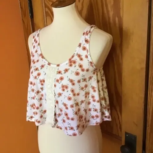 LA Hearts Floral n lace crop top