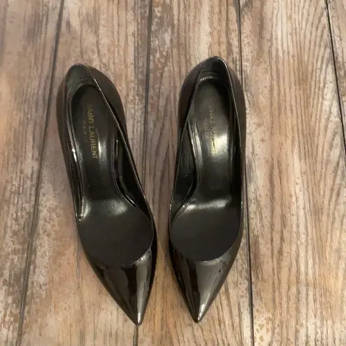 Saint Laurent  OPYUM PUMPS IN PATENT LEATHER WITH BLACK HEEL