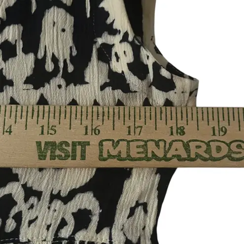 Vanessa Virginia Anthropologie Tribal Print V Neck Tiered Ruffle Blouse S Black