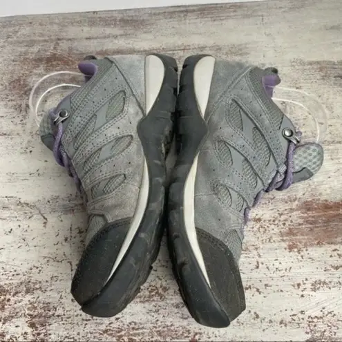 Columbia  Grey & Purple Low Top Hiking outdoor shoes 7.5