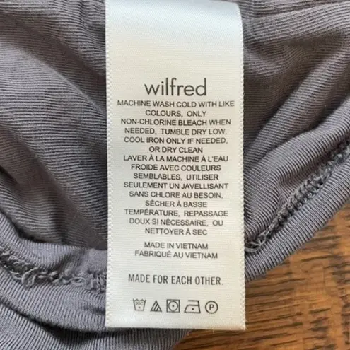 Aritzia Wilfred by  Square Neck Ruched Long Sleeve Top — Medium