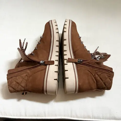 Caslon Brown Water Resistant Lace Up Boots