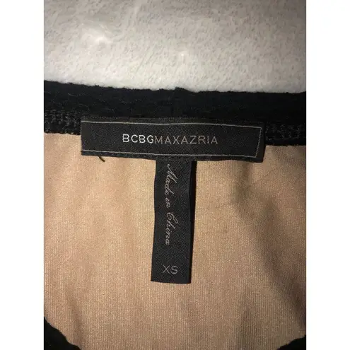 BCBGMAXAZRIA  top