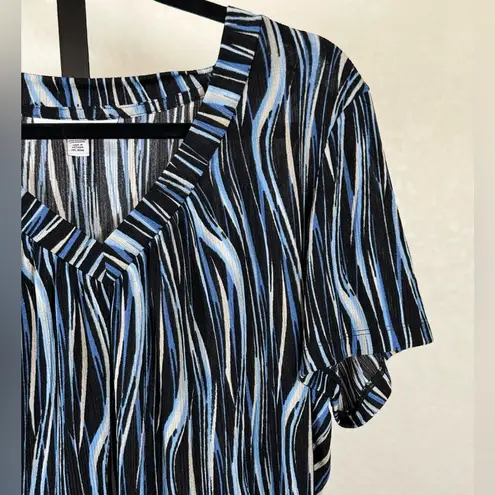 JM Collection Women’s Chic Modern Abstract Blue Black Blouse Stretchy Knit Chic Shirt Large