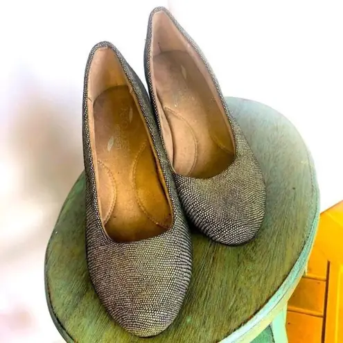 Aerosoles NEW gray heels size 7 super comfort snakeskin corpcore chic NWOT