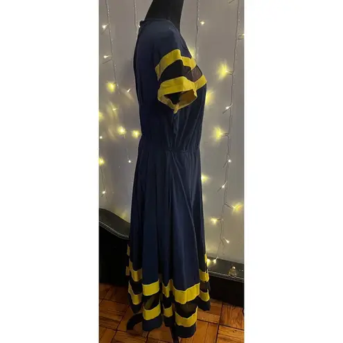 Eshakti Full Skirt Midi Dress