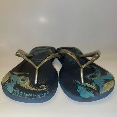 Havaianas Peacock Feather Flip Flop Size US 9/10 39/40 Navy Blue Silver EUC