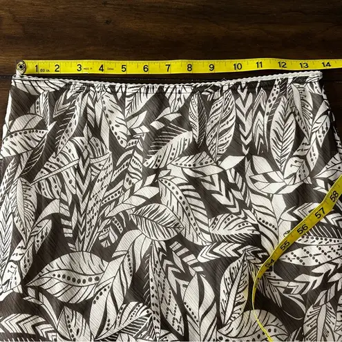 Suzy Shier Vintage style asymmetrical leaf print skirt size small‎