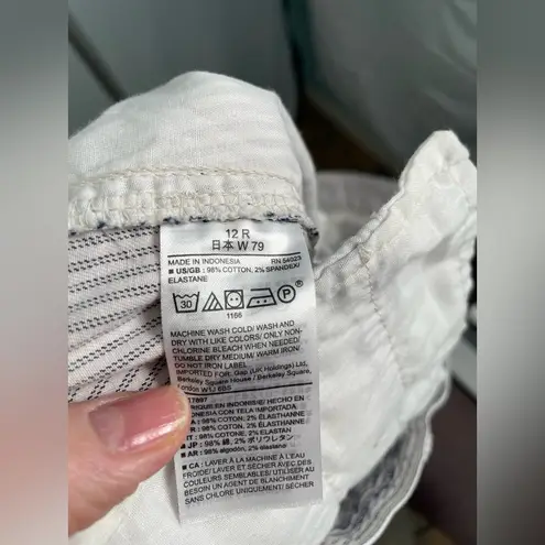 Gap  girlfriend‎ khaki blue and white striped size 12