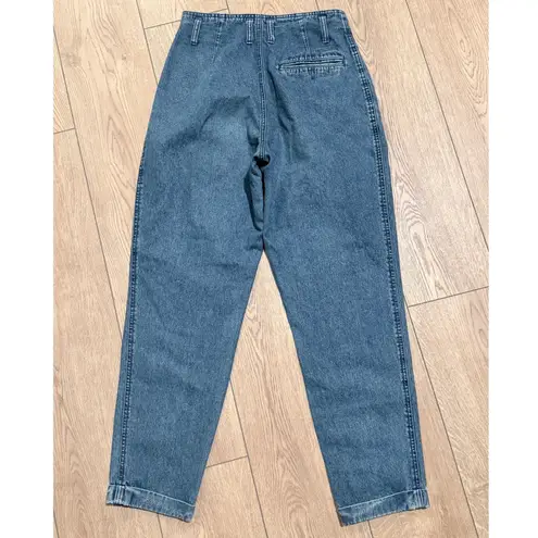 Liz Wear Vintage Mom Jeans Womens 8 Pleated Front Tapered Leg Blue Denim Pants Size 28