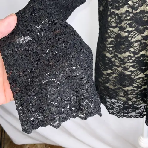 Dialogue Long Sleeve Black Lace Overlay V Neck Stretchy Anywhere Top Medium