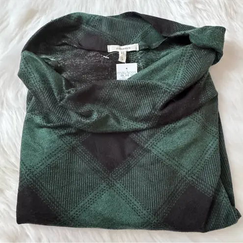 Maurice's Maurice’s Size Small Lakeside Buffalo Plaid Boatneck lounge top