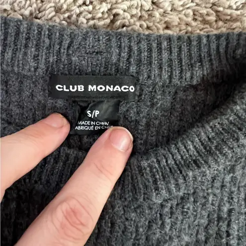Club Monaco Women's merino wool Gray Sweater Small