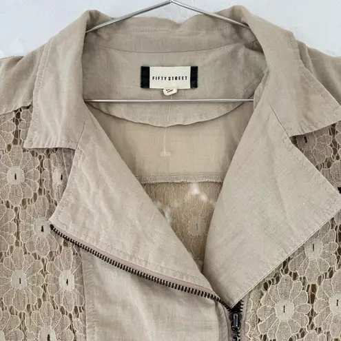 Fifty Street Y2K Beige Floral Lace Cropped Asymmetric Cropped Sleeveless Top by