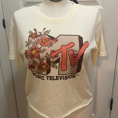 MTV top yellow floral short sleeve cutoff shirt New music television tee Sz L Size L