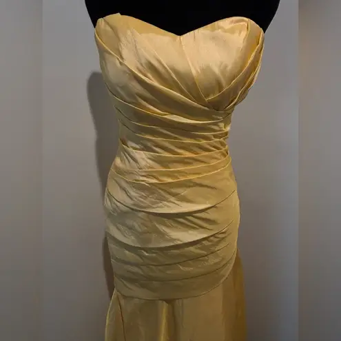 ALEXIA DESIGNS Yellow Long Ruched Strapless Tafetta Prom Formal Dress Small/6 Gold