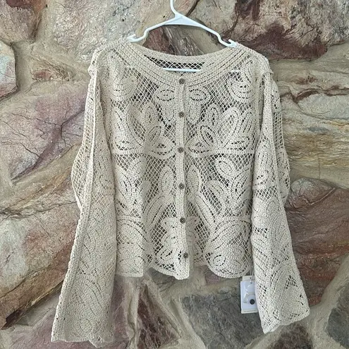 Commense Hollow Button Plisse Cardigan size large Tan