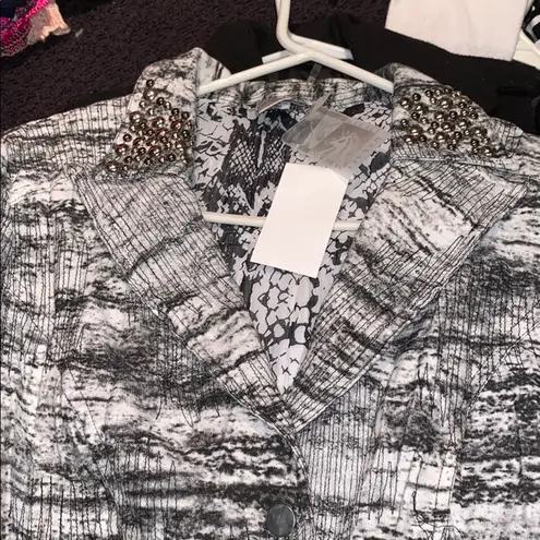 Alberto Makali ⭐️NEW⭐️ EMBELLISHED JACKET