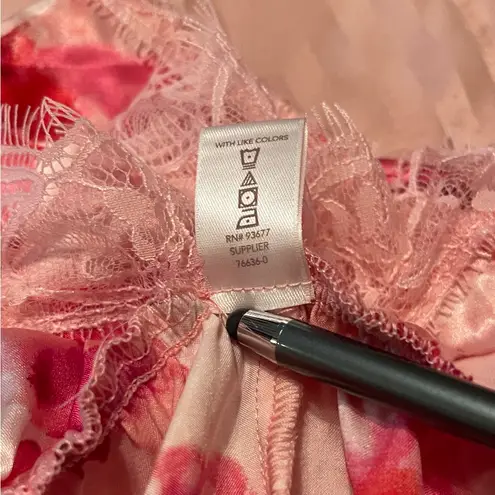 Ambrielle Sleepwear Faded Floral pink 2 piece cami tap pants nightie. Size XXL.