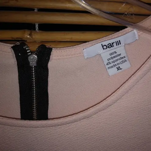 Bar III  Cameo Rose Contrast Zipper Top XL Plus - Image 4