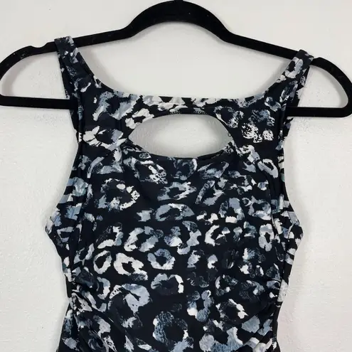 Magicsuit Woman's Sz 8 Black and White Leopard Printed Ruched Slimming Swimsuit
