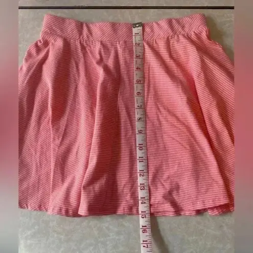 SO Adorable coral & white striped ‎ skater skirt. EUC
