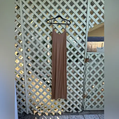 SKIMS COPY -  Tan Soft Lounge Shimmer Maxi Dress