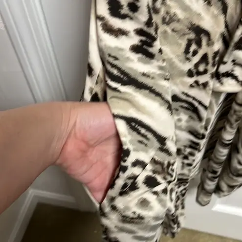 MiracleSuit 𝅺 cover up size small.