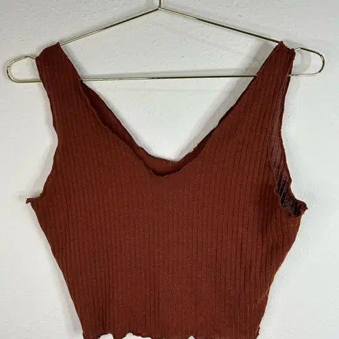 Brown Ribbed Knit Cropped Tank Top | V