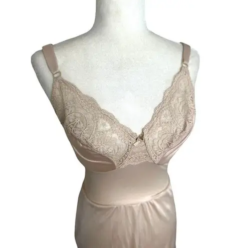 Vassarette  Vintage Size 34 Slip Dress Lingerie Silky Nude Beige Lace Underwire