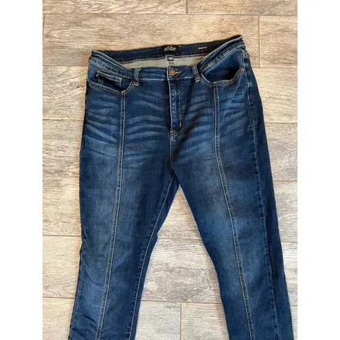 Judy Blue 15 x 32 jeans 15x32 Denim Jean Skinny fit JB8863 front seam boho