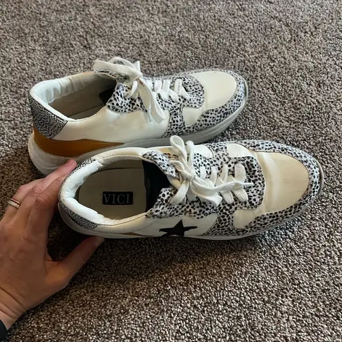 VICI  White and Black Sneakers with Canvas Upper